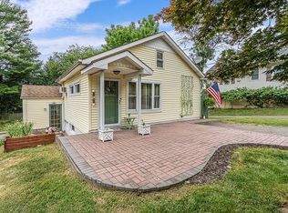 160 Leigh St, Clinton, NJ 08809