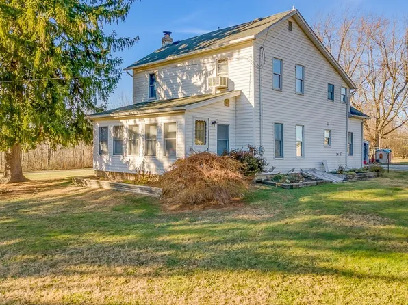 15561 Georgetown St NE, Minerva, OH 44657