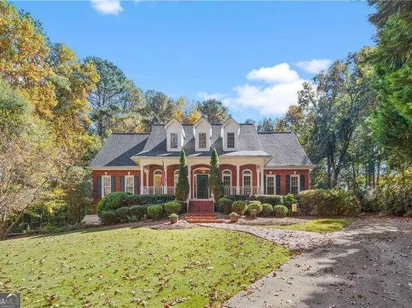 110 Waterford Way, Powder Springs, GA 30127