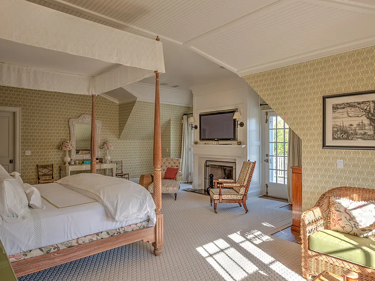 587 Sagaponack Rd — Photo 31