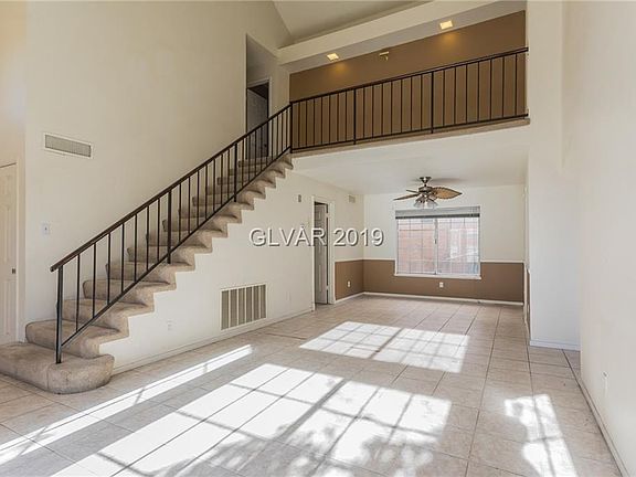 3rd image of 3204 Mariner Bay St