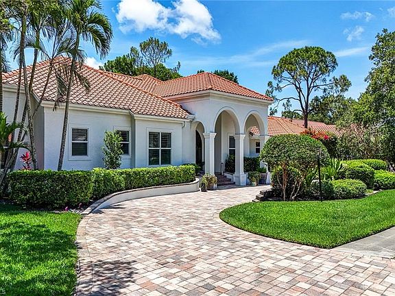 3rd image of 7562 Cordoba CIR