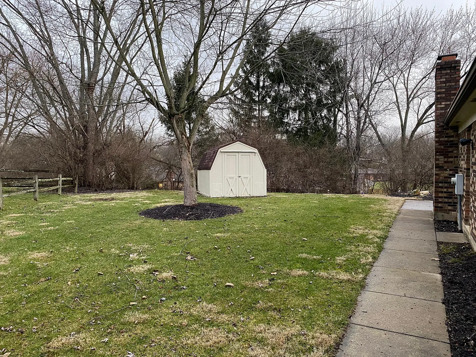 4 bed, 2380 sqft, $2,750 — Photo 3