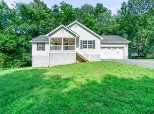 63 Apple Ln, Ringgold, GA 30736