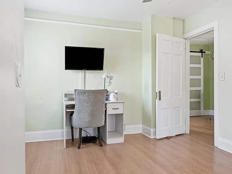 920 Oaklawn Ave — Photo 18