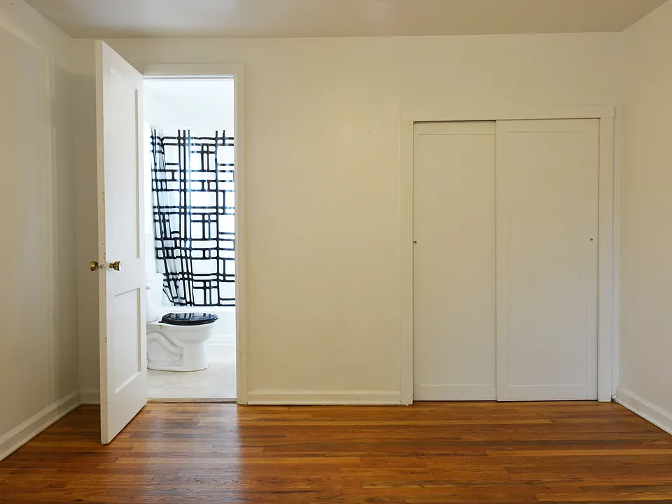 Bedroom 1_10282020