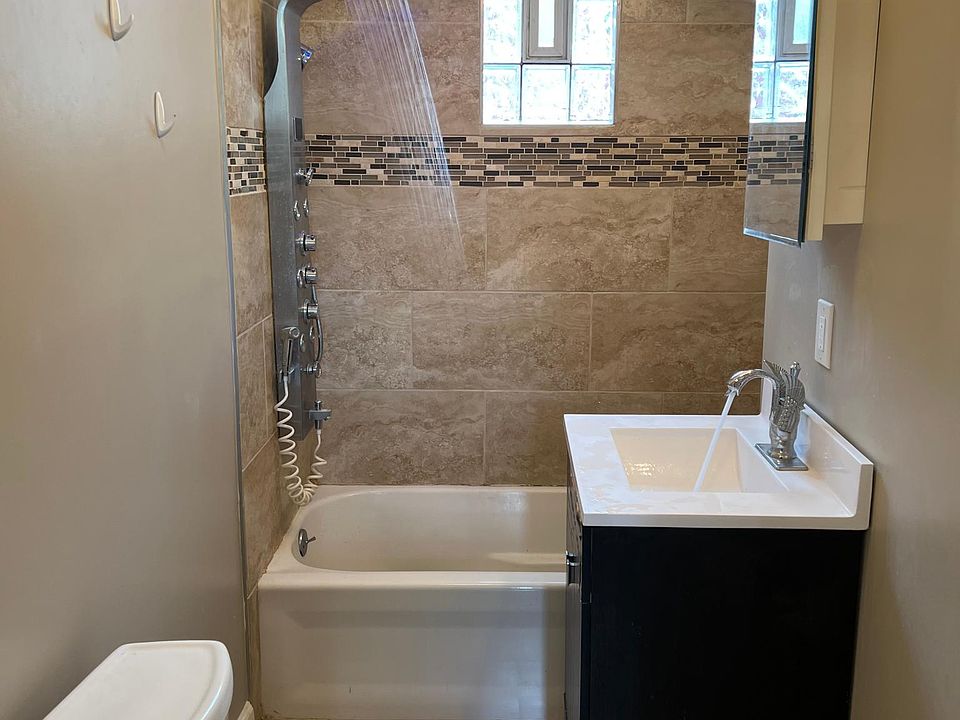 1st image of 8252 S Buffalo Ave #1F
