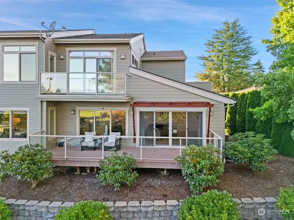 241 Apple Street, Bremerton, WA 98310