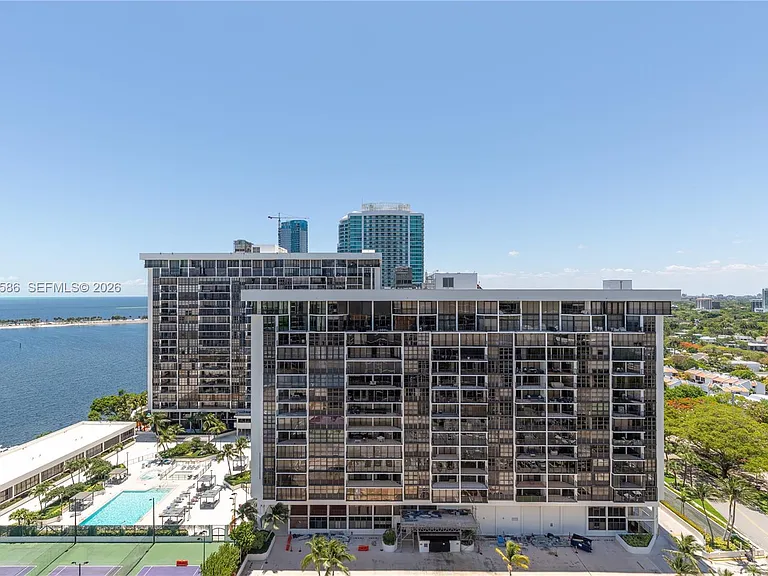1901 Brickell Ave #B1903 — Photo 16
