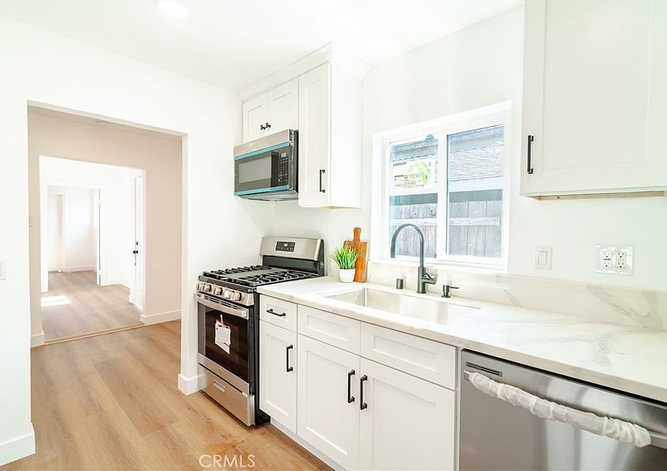 1st image of 13300 S Largo Ave