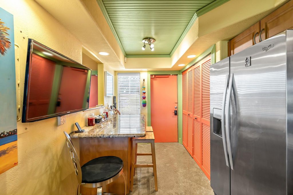 3001 S Palm Aire Drive #105, photo 7