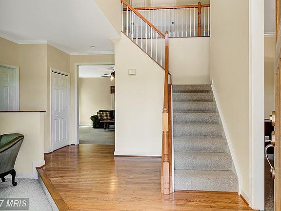 4th image of 6984 Wayland Dr