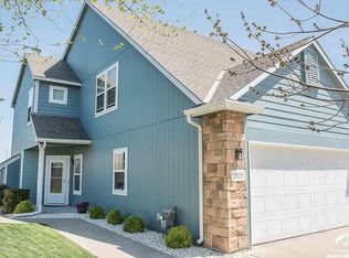 2028 E 25th Ter, Lawrence, KS 66046