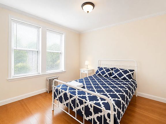 4th image of 1875 Lexington Ave #3C