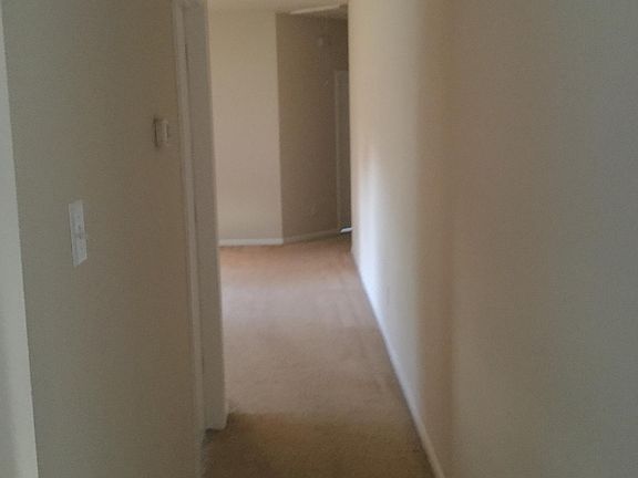 4th image of 6222 Settlers Lake Cir E
