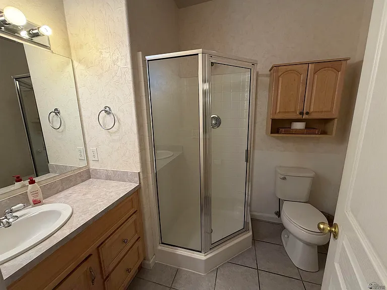 12598 E 46th Dr — Photo 6