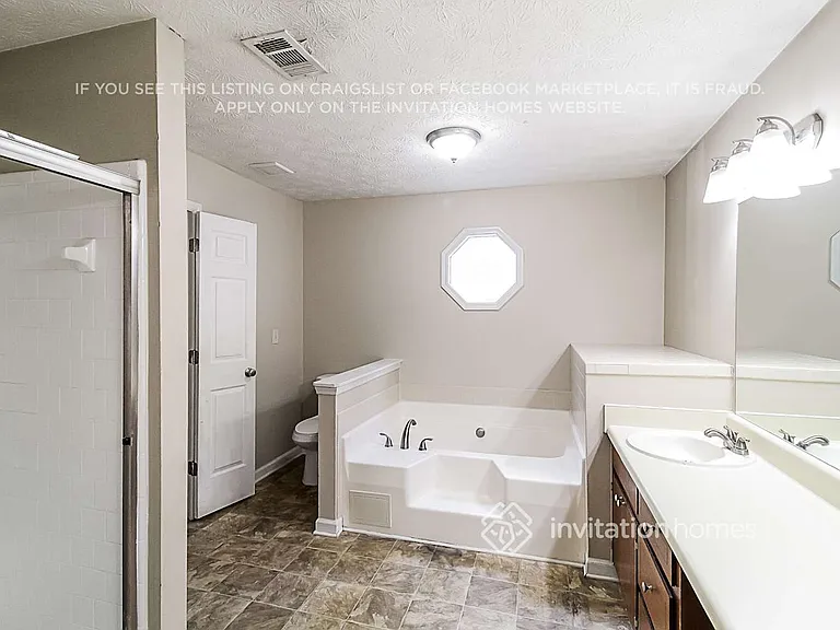 1740 Meadowchase Ct — Photo 14