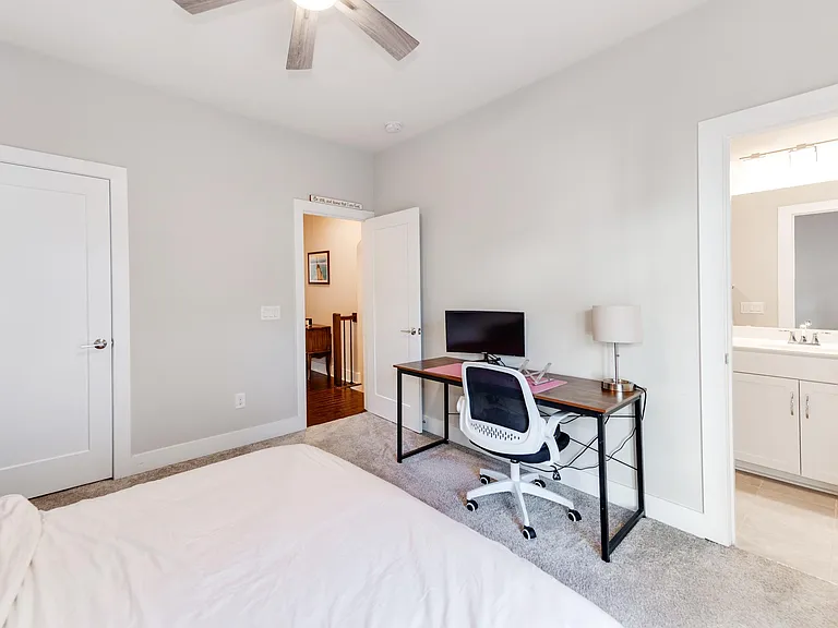 16031 Roscoe Ln — Photo 26