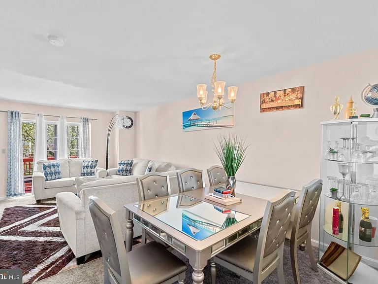 2125 Cedar Barn Way — Photo 6