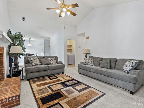 5th image of 6024 Crosswood Ct