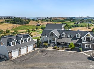 921 Tibbling Rd, Selah, WA 98942
