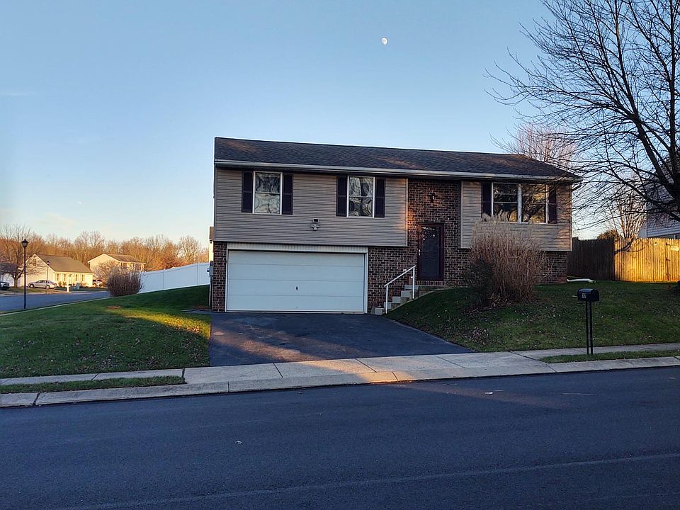 BEAUTIFUL, BI-LEVEL HOME