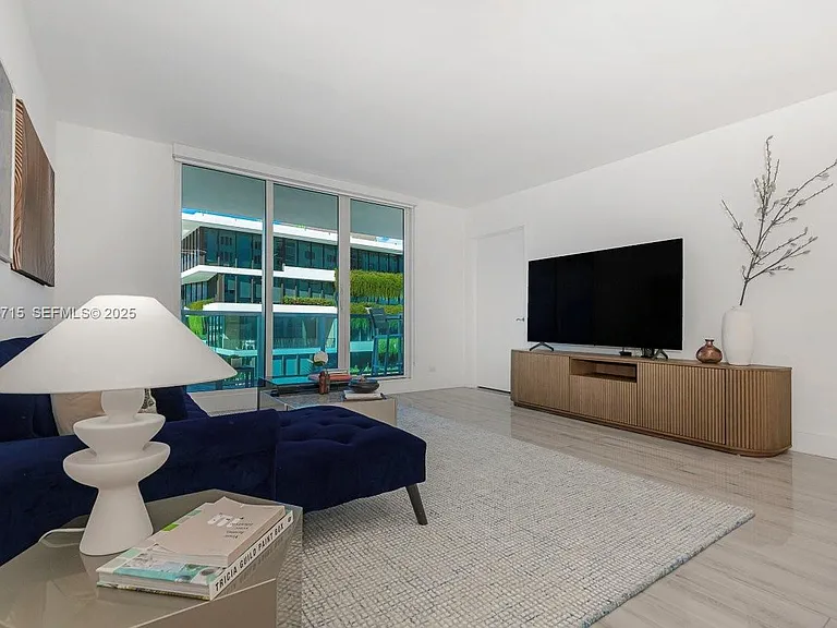 2301 Collins Ave #534 — Photo 3