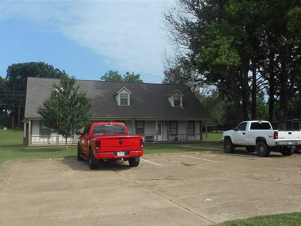 2nd image of 1912 Highway 267 S