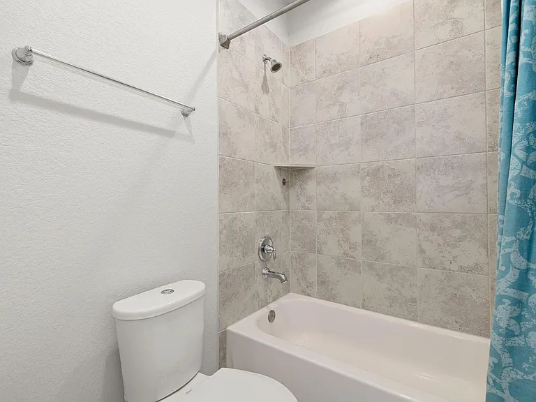 9914 Brickhouse Dr — Photo 34