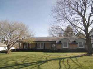 865 Litchfield Ct, Columbus, OH 43235