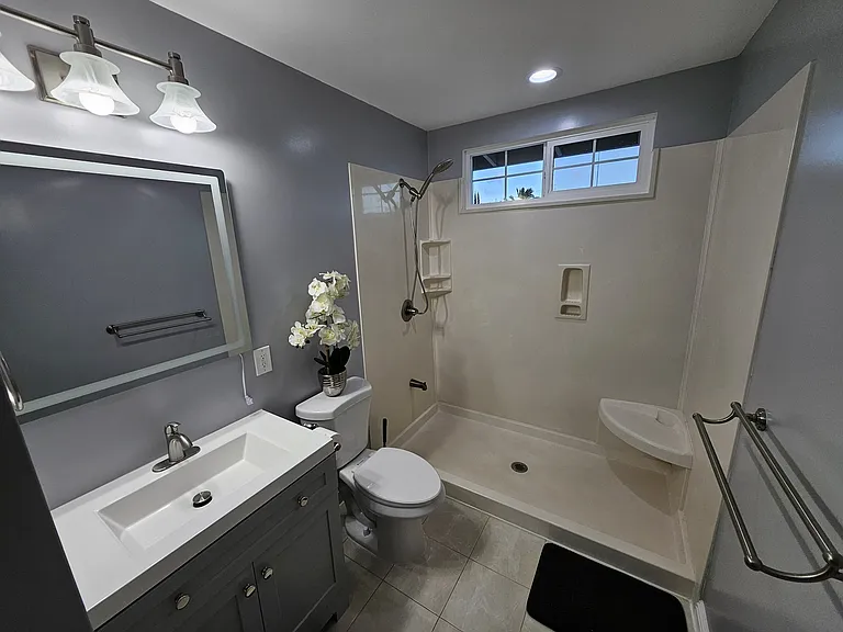4356 Punihi St — Photo 8