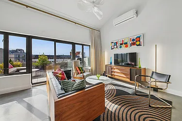 37 Carroll Street, #4