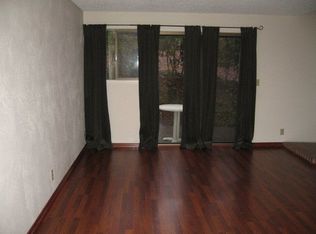 4433 Fox Hollow Rd APT 3, Eugene, OR 97405