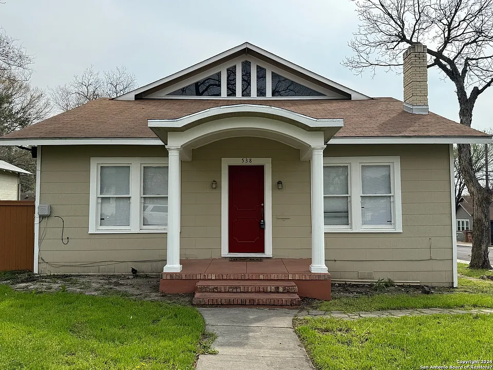 538 W Elsmere Pl