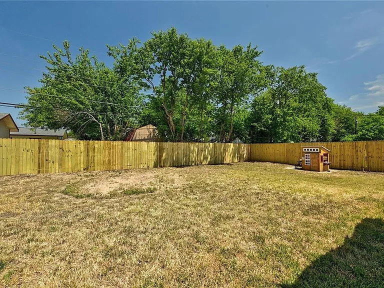 906 Cactus Dr — Photo 25