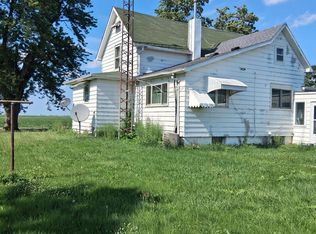 15693 W 800 S, Francesville, IN 47946