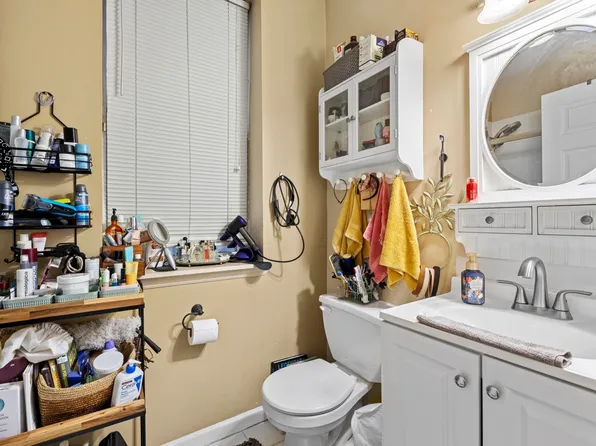 67 Route 5 image 14 of 24