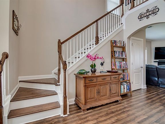4th image of 4851 Tanner Oaks Dr