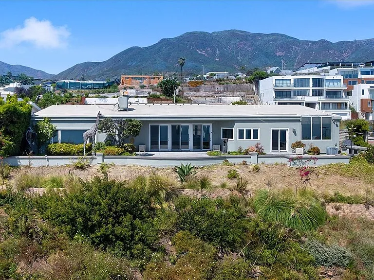 18244 Coastline Dr — Photo 31