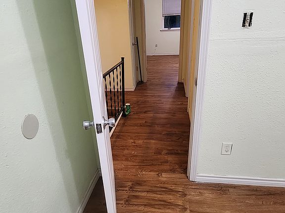5th image of 2108 Manson Ave