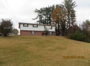 300 Greenfield Pl, Bristol, TN 37620