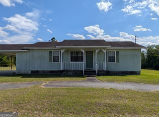 715 Charles St, Ailey, GA 30410