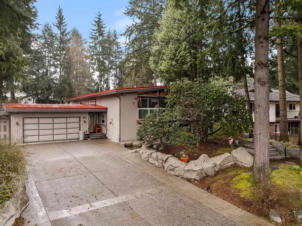 6436 McKenzie Dr, Delta, BC V4E 1N9