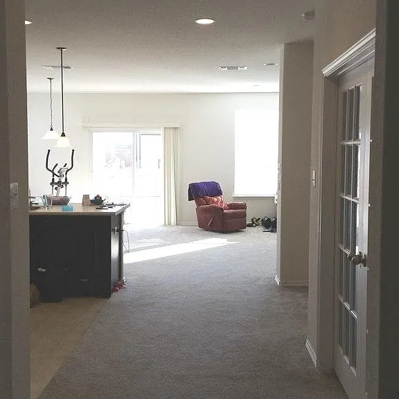 401 Ruby Ritz #401 — Photo 16