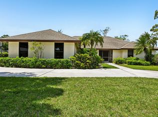 15220 Cedar Bluff Place, Wellington, FL 33414