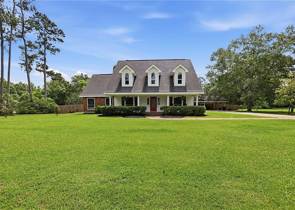 1st image of 14336 Hickory Dr
