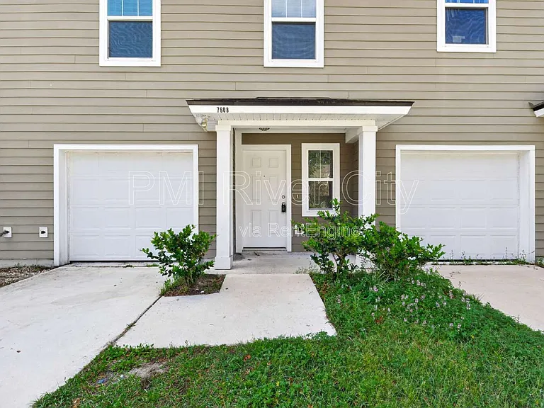 7608 Rain Forest Dr N — Photo 40