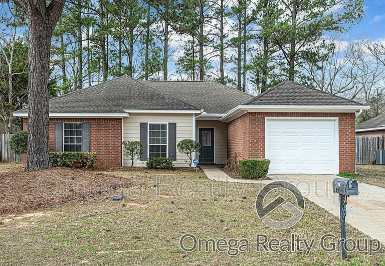 449 River Oaks Dr — Photo 1