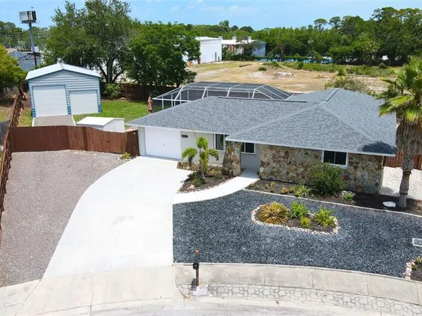 8747 Hemlock Ln, Port Richey, FL 34668