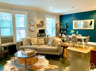 422 W Dickens Ave APT 2W, Chicago, IL 60614